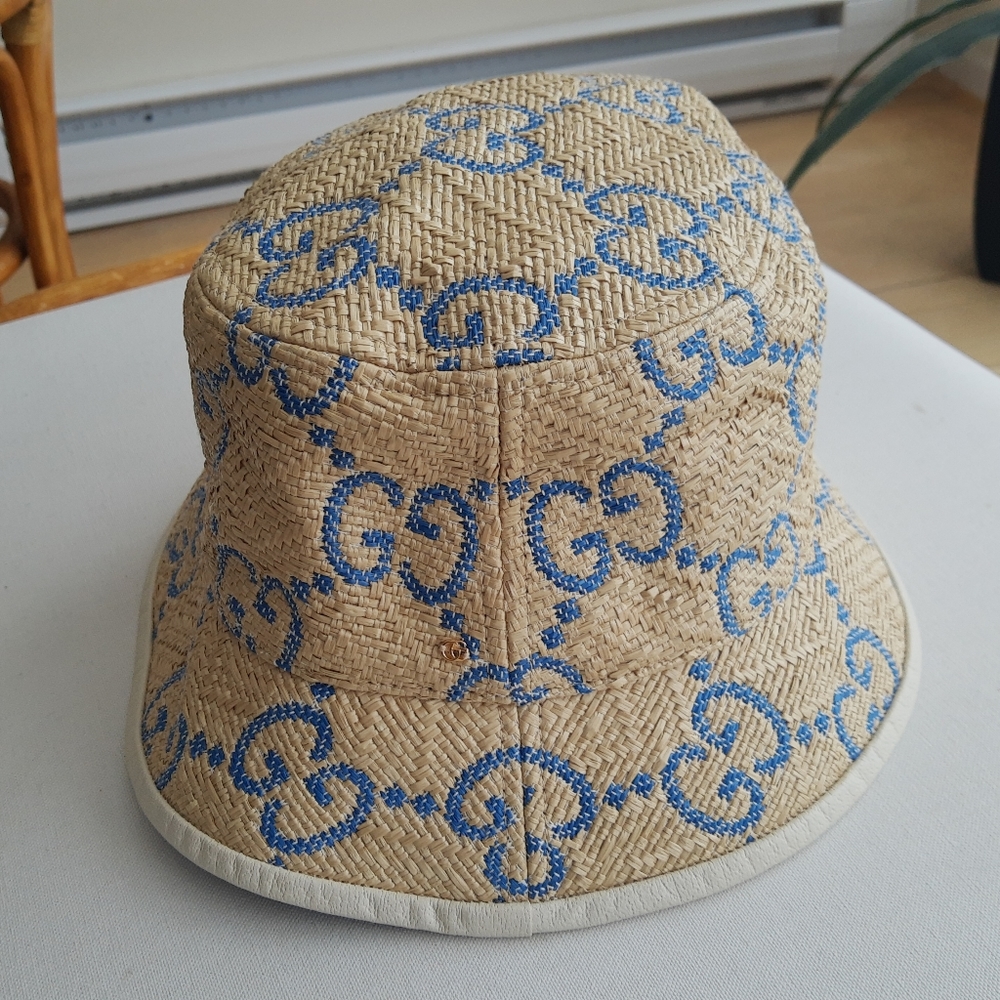 Nwt. Gucci bucket hat . M ,beige raffia blue GG .lined - Picture 2 of 8